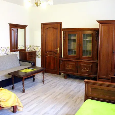 شقة One Bedroom Klaipeda-apartments كلابيدا